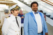 Captain Orleans (Paul F. Tompkins, l.), Doug Judy (Craig Robinson)