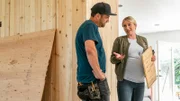 As seen on Help! I Wrecked My House, the Kehl residence is being fully renovated by Jasmine Roth. Jasmine talks with Scott Cross as they install flooring in the kitchen/loving room area.