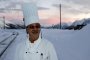 Adolf (Dölf) Oberli an der Bahnstation Alp Grüm.
