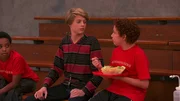 Henry Hart (Jace Norman, m.)
