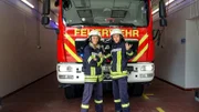 Lisa und Lena zu Besuch bei der Freiwilligen Feuerwehr Flechtorf