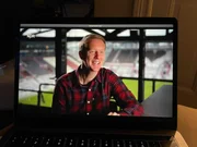 Hauptprotagonist Timo Schultz - heutiger Trainer des FC St.Pauli und damals Spieler