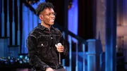 BRELAND performt "The Christmas Song";
