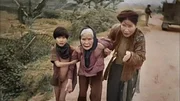 Victimes d'un bombardement en Indochine