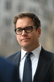 Dr. Jason Bull (Michael Weatherly)