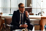 Dr. Jason Bull (Michael Weatherly)