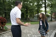 Smoothie (Patrick Fischler, l.); Hailey Hansen (Bryce Lorenzo, r.)