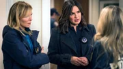 Detective Amanda Rollins (Kelli Giddish, l.), Lieutenant Olivia Benson (Mariska Hargitay)