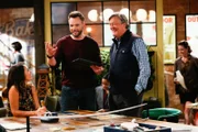 The Great Indoors Die Social-Media-Experten - @emma Staffel 1, Episode 7 Experten am Werk : Susannah Fielding als Brooke, Joel McHale als Jack, Stephen Fry als Roland