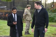 DI Guyatt (Ash Tandon, l.); Dr. Jack Hodgson (David Caves, r.)