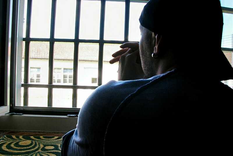 Die Aufseherin und der Häftling – Liebesflucht aus dem Gefängnis (CH, 2020)