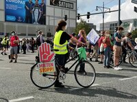 Proteste gegen steigende Mieten: In Berlin und vielen anderen deutschen Städten gehen Menschen für bezahlbaren Wohnraum auf die Straße.