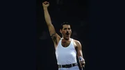 In dieser Dokumentation untersucht der renommierte Psychiater Dr. Bob Johnson die unglaublich komplexen und ungewöhnlichen Leben von Freddie Mercury und Michael Jackson. Dabei deckt er auf was die einzigartigen Persönlichkeiten geformt habt - von Kindheitstraumata und Familienleben bis hin zu Beziehungen und ihren Musikkarrieren.