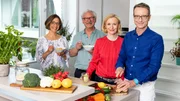 Die Ernährungs-Docs (v.l.n.r.): Silja Schäfer, Jörn Klasen, Anne Fleck und Matthias Riedl beraten gemeinsam die richtigen Konzepte für ihre Schützlinge.