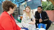 Ari and Bini have coffee with Ari’s mom in Ethiopia.