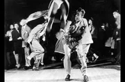Tanzendes Paar im Savoy Ballroom im Jahr 1939