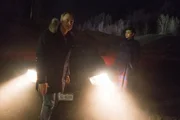 L-R: Harry Vanderspeigle (Alan Tudyk), Isabelle (Elvy)
