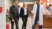 Dominick "Sonny" Carisi (Peter Scanavino, l.), Detective Amanda Rollins (Kelli Giddish) und Dr. Leon Bailey (Lawrence Ballard)