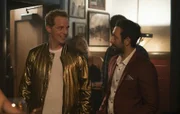 Jimmy (Chris Geere, l.); Edgar (Desmin Borges, r.)