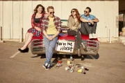 (5. Staffel) - (v.l.n.r.) Lindsay (Kether Donohue ); Jimmy (Chris Geere); Gretchen (Aya Cash); Edgar (Desmin Borges)