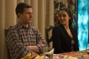 Jake Peralta (Andy Samberg), Amy Santiago (Melissa Fumero)