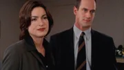 Die Detectives Stabler (Christopher Meloni) und Benson (Mariska Hargitay) gehen jedem Hinweis nach. Der Mord an einer jungen Frau lässt noch einige Fragen offen.