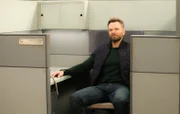 Jack Gordon (Joel McHale)