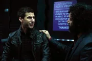 Jake Peralta (Andy Samberg, l.), Adrian Pimento (Jason Mantzoukas)