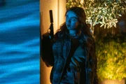 Für Kim (Maisie Williams) zählt jede Sekunde, um den Mord an ihrem Vater zu rächen. Als sie bereits vor dem Haus des Täters steht, gibt es für sie kein Zurück.