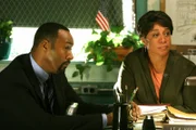 Jesse L Martin, S Epatha Merkerson