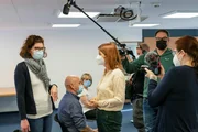 Puls
Long Covid - Die Krankheit nach der Krankheit
Moderatorin Pascale Menzi in der Rehaklinik Gais
SRF