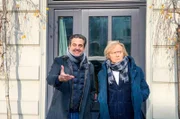 Bastian Pastewka (li.) und Pierre M. Krause machen gemeinsam die Lindenstraße, Studio Schmitt und den WDR Fundus unsicher.