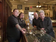 L-R: Corey 'Big Hoss' Harrison, Austin 'Chumlee' Russel, Rick 'The Spotter' Harrison und Richard Harrison