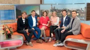 WESTDEUTSCHER RUNDFUNK KÖLN ARD-Morgenmagazin Moderatoren des ARD-Morgenmagazin: v.l.n.r. Peter Großmann, Till Nassif, Anna Planken, Susan Link, Sven Lorig und Donald Bäcker © WDR/Herby Sachs, honorarfrei - Verwendung gemäß der AGB im engen inhaltlichen, redaktionellen Zusammenhang mit genannter WDR-Sendung und bei Nennung "Bild: WDR/Herby Sachs" (S1+). WDR Presse und Information/Bildkommunikation, Köln, Tel: 0221/220 -7132 oder -7133, Fax: -777132, bildkommunikation@wdr.de