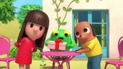 L-R: Anna, Froga, Bubu