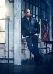 Odafin 'Fin' Tutuola (Ice-T)