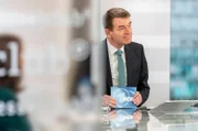 Moderator Jörg Schönenborn