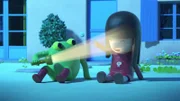 L-R: Froga, Anna