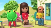 L-R: Froga, Anna, Bubu
