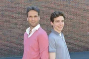 Martin Ahrens (Oliver Franck, l.) und Luis Ahrens (Maximilian Braun)