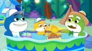 L-R: Daddy Shark, Baby Shark, Grandpa Shark