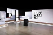 RUNDFUNK BERLIN-BRANDENBURG "Kontraste" 2020 in neuem Studio mit neuem Design â€“ Moderatorin Eva-Maria Lemke ab Ende Februar in der Babypause â€“ Redaktionsleiter Matthias DeiÃŸ übernimmt Mutig, selbstbewusst und richtungsweisend: das ist das neue Design von "Kontraste" im Jahr 2020. Das investigative, politische Magazin des Rundfunk Berlin-Brandenburg (rbb) im Ersten sendet ab dem 6. Februar aus einem neuen Studio im neuen Design. Nach dieser Sendung verabschiedet sich Moderatorin Eva-Maria Lemke in die Babypause und Redaktionsleiter Matthias DeiÃŸ übernimmt ab dem 27. Februar. - Das neue Studio Â© rbb/Cluadius Pflug, honorarfrei - Verwendung gemäÃŸ der AGB im engen inhaltlichen, redaktionellen Zusammenhang mit genannter rbb-Sendung und bei Nennung "Bild: rbb/Claudius Pflug" (S2+). rbb Presse & Information, Masurenallee 8-14, 14057 Berlin, Tel: 030/97 99 3-12118 oder -12116, pressefoto@rbb-online.de