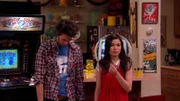 Spencer Shay (Jerry Trainor), Carly Shay (Miranda Cosgrove)
