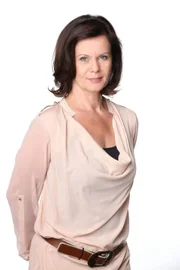 Petra Blossey spielt Irene