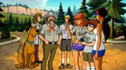 "Scooby" Doo(l.), Shaggy Rogers(2.v.l.), Fred Jones(4.v.l.), Daphne Blake(3.v.r.), Velma Dinkley(2.v.r.)