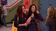 v.li.: Missy (Haley Ramm), Carly Shay (Miranda Cosgrove), Sam Puckett (Jennette McCurdy)