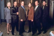 Law & Order Special Victims Unit Season03, Law & Order New York Staffel03, regie USA 2001-02, Darsteller Christopher Meloni, Dann Florek, Ice-T, Mariska Hargitay, Richard Belzer, Stephanie March