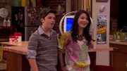 Freddie Benson (Nathan Kress), Carly Shay (Miranda Cosgrove)
