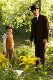 Alwyn Jones (Dakota Goyo) und Detective William Murdoch (Yannick Bisson)