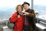 Teresa (Michaela May) und ihr arbeitswütiger Mann Paul (Dietrich Hollinderbäumer) sprechen sich endlich aus.